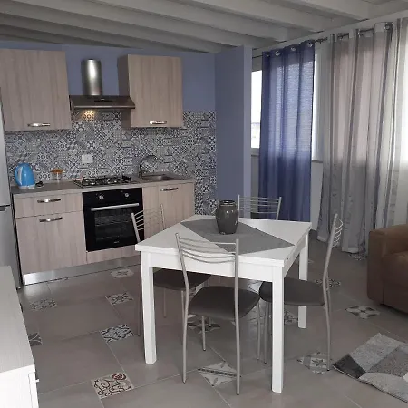 Mansarda Con Terrazza A 50 Metri Dal Mare