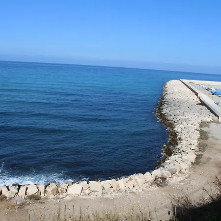 Apartment Mansarda Con Terrazza A 50 Metri Dal Mare